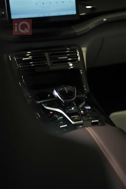 بی وای دی Qin Plus